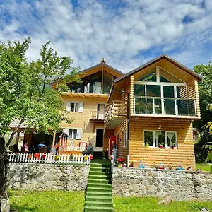 https://guesthouse-marashi.albaniahotels.org