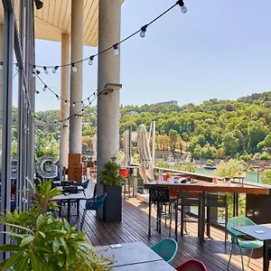 https://novotel-lyon-confluence.hotels-rhonealpes.com